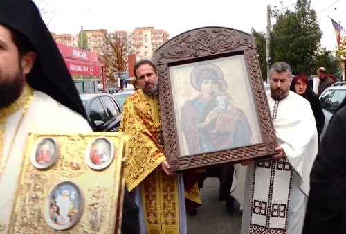 Procesiune la Parohia Bărbătescu Vechi din București Poza 279279