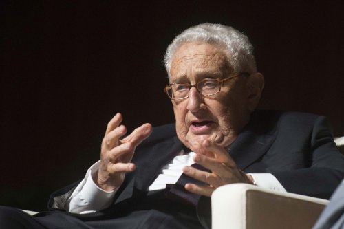 Omagii și critici la moartea lui Kissinger Poza 279369