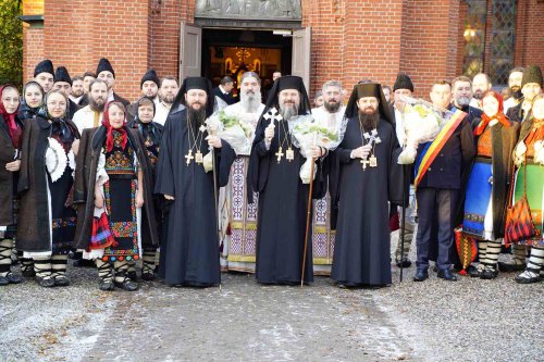 15 ani de la înființarea Episcopiei Ortodoxe Române a Europei de Nord Poza 279538