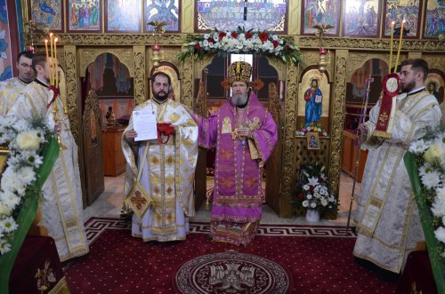 Slujire arhierească la Peştiş, în Episcopia Oradiei Poza 279515