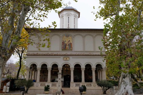 Hramul de iarnă al Bisericii „Sfântul Gheorghe”-Nou din București Poza 279843