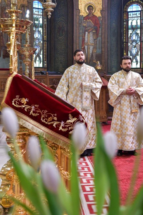 Prăznuirea Arhiepiscopului Mirei Lichiei pe Dealul Patriarhiei Poza 279801