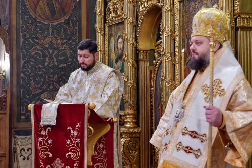 Prăznuirea Arhiepiscopului Mirei Lichiei pe Dealul Patriarhiei Poza 279827