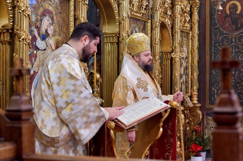 Prăznuirea Arhiepiscopului Mirei Lichiei pe Dealul Patriarhiei Poza 279828