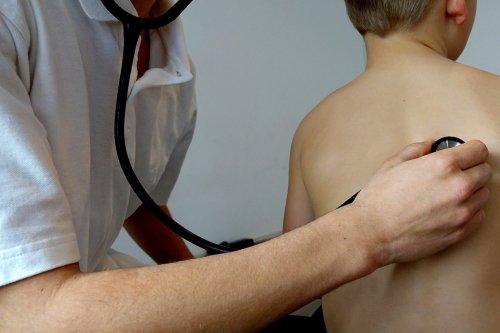 Val de pneumonie la copii în Europa Poza 279930