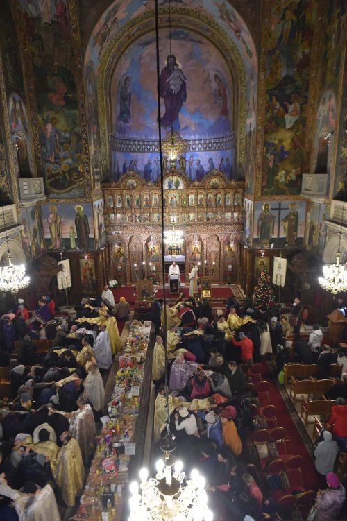 Cerc pastoral la Biserica „Sfântul Elefterie”-Nou din București  Poza 280238