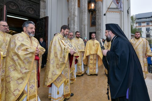 Bucurii duhovnicești oferite de Sfântul Spiridon credincioșilor din Capitală Poza 280469