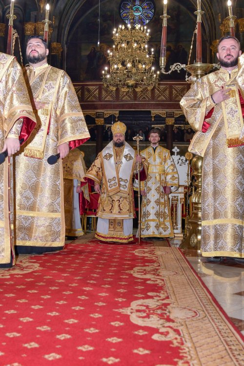 Bucurii duhovnicești oferite de Sfântul Spiridon credincioșilor din Capitală Poza 280498