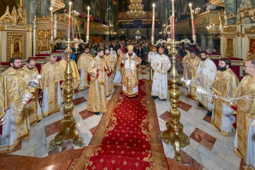 Bucurii duhovnicești oferite de Sfântul Spiridon credincioșilor din Capitală Poza 280499