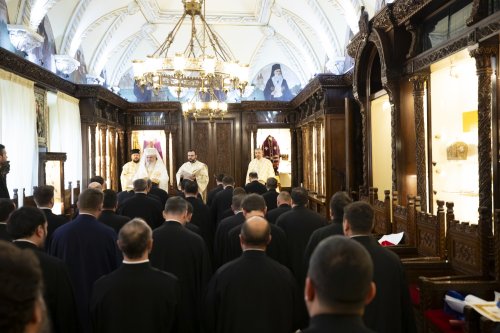 Promovări în rang pentru clerici din Eparhia Bucureștilor Poza 280630