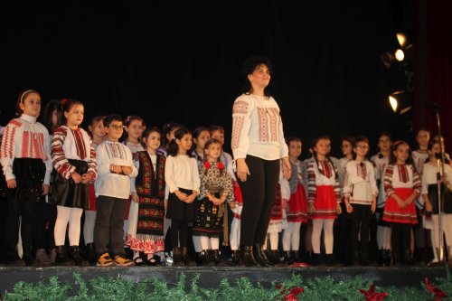 Festivalul „Glas de Înger” la Teatrul Colibri din Craiova Poza 280731