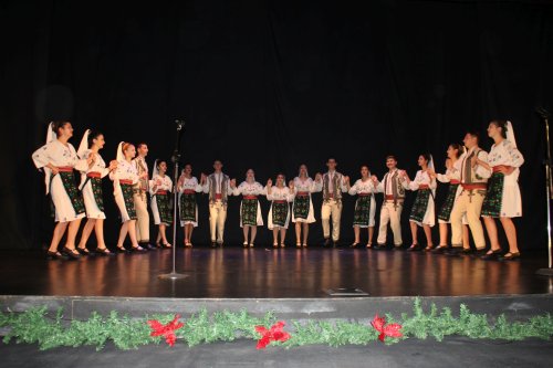 Festivalul „Glas de Înger” la Teatrul Colibri din Craiova Poza 280735