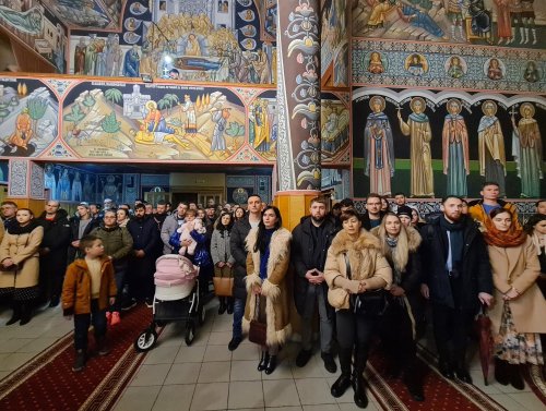 Binecuvântare arhierească pentru familiile care s‑au cununat în bisericile din Cluj‑Napoca în acest an Poza 280832