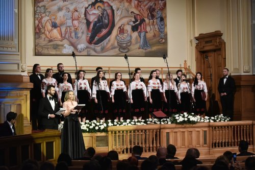 Concertul de colinde „Răsăritul cel de Sus” la Palatul Patriarhiei Poza 281083