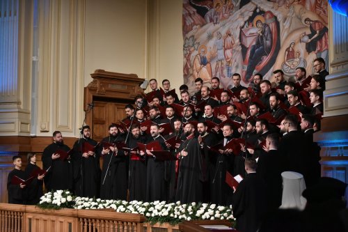 Concertul de colinde „Răsăritul cel de Sus” la Palatul Patriarhiei Poza 281095