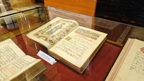 Manuscrise ale imnografilor bisericești la Mănăstirea Antim din București Poza 281184