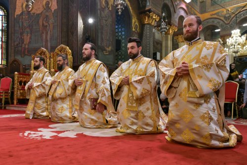 Ziua onomastică a Patriarhului României sărbătorită prin rugăciune Poza 281152
