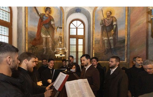 Distincții pentru cântăreții bisericești din Arhiepiscopia Bucureștilor Poza 281607