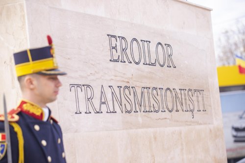 Monument dedicat eroilor transmisioniști inaugurat în București Poza 281611
