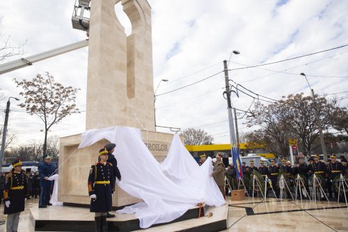Monument dedicat eroilor transmisioniști inaugurat în București Poza 281625