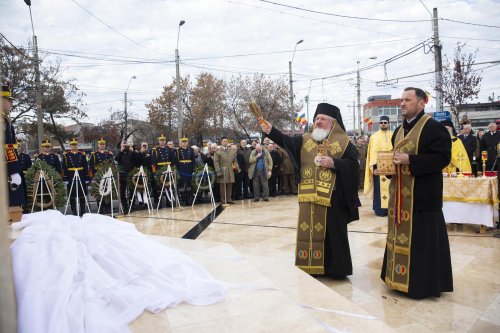 Monument dedicat eroilor transmisioniști inaugurat în București Poza 281642