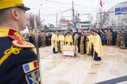 Monument dedicat eroilor transmisioniști inaugurat în București Poza 281644