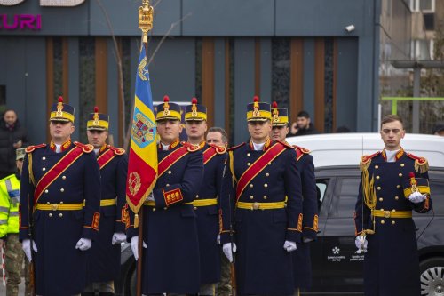 Monument dedicat eroilor transmisioniști inaugurat în București Poza 281649