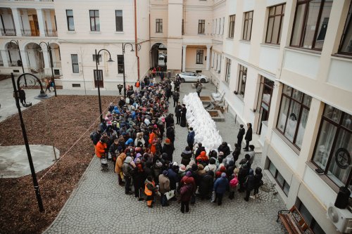 850 de pachete de Crăciun oferite persoanelor nevoiașe din Arhiepiscopia Clujului Poza 281826