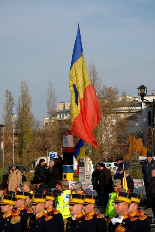 Popasuri de pomenire a eroilor Revoluției în Capitală Poza 281922