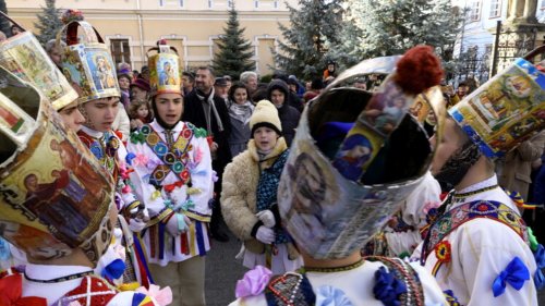 Mulțimi de credincioși au sărbătorit Nașterea Domnului la Sibiu Poza 282490