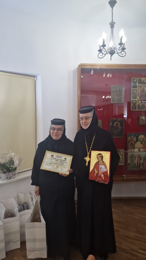 Recunoștință pentru monahiile vârstnice ale mănăstirii ilfovene Pasărea Poza 282537