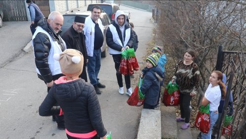Daruri oferite familiilor și copiilor din județul Prahova Poza 282601