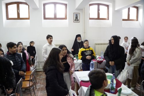 Rugăciune în prima zi a Anului Nou în eparhii din Muntenia și Dobrogea Poza 282909