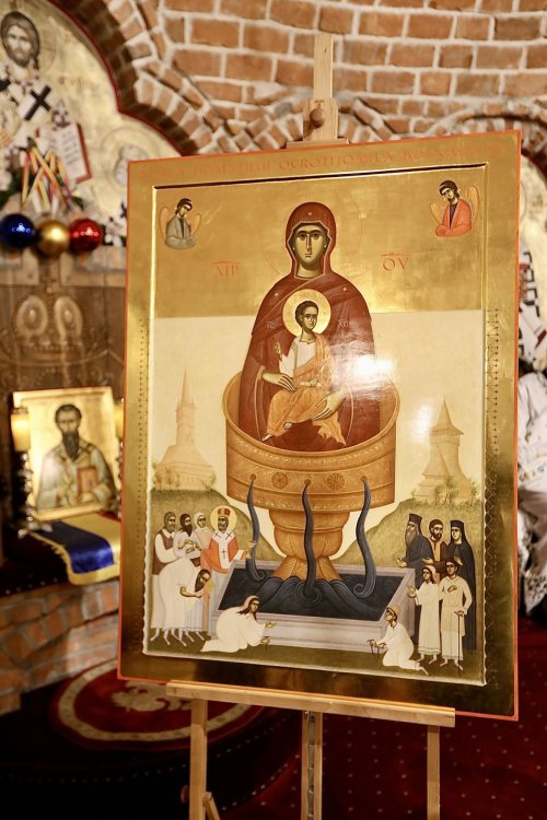 Binecuvântarea icoanei Anului omagial 2024 la Catedrala Episcopală din Baia Mare Poza 282958