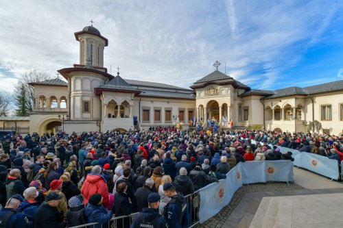 Sărbătoarea Botezului Domnului la Catedrala Patriarhală din București Poza 283208