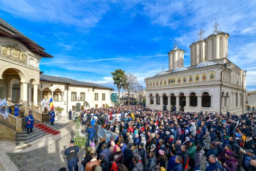 Sărbătoarea Botezului Domnului la Catedrala Patriarhală din București Poza 283217