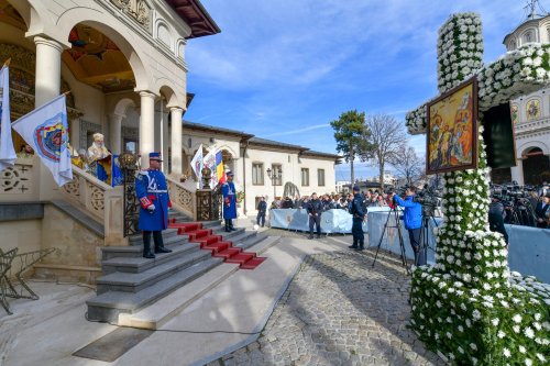 Sărbătoarea Botezului Domnului la Catedrala Patriarhală din București Poza 283220