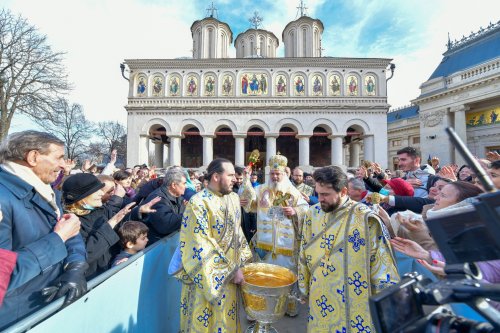 Sărbătoarea Botezului Domnului la Catedrala Patriarhală din București Poza 283234