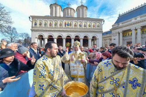 Sărbătoarea Botezului Domnului la Catedrala Patriarhală din București Poza 283236