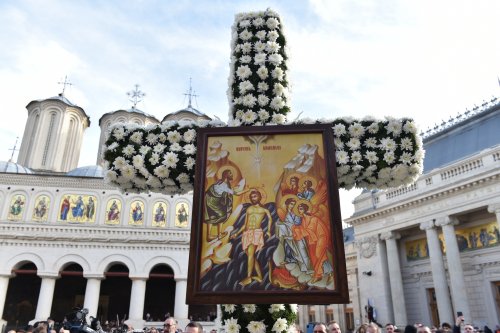 Sărbătoarea Botezului Domnului la Catedrala Patriarhală din București Poza 283245