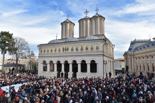 Sărbătoarea Botezului Domnului la Catedrala Patriarhală din București Poza 283249