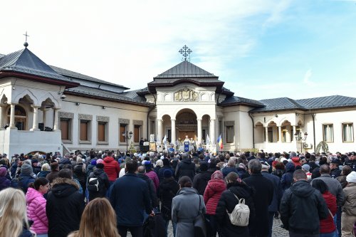 Sărbătoarea Botezului Domnului la Catedrala Patriarhală din București Poza 283255