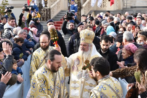 Sărbătoarea Botezului Domnului la Catedrala Patriarhală din București Poza 283265