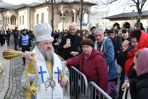 Sărbătoarea Botezului Domnului la Catedrala Patriarhală din București Poza 283266