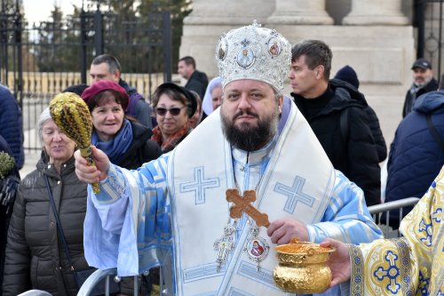 Sărbătoarea Botezului Domnului la Catedrala Patriarhală din București Poza 283267