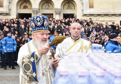 Prăznuirea Bobotezei la Catedrala Mitropolitană din Cluj-Napoca Poza 283348