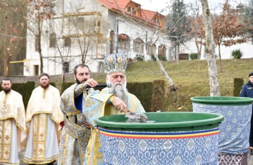 Praznicul Arătării Domnului la Râmnicu Vâlcea Poza 283437