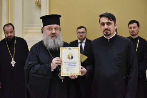 Distincții pentru psalții și cântăreții bisericești din Arhiepiscopia Bucureștilor Poza 283536