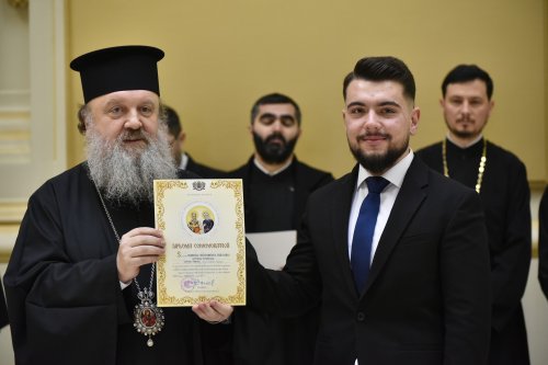 Distincții pentru psalții și cântăreții bisericești din Arhiepiscopia Bucureștilor Poza 283540