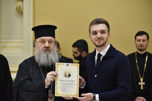 Distincții pentru psalții și cântăreții bisericești din Arhiepiscopia Bucureștilor Poza 283545